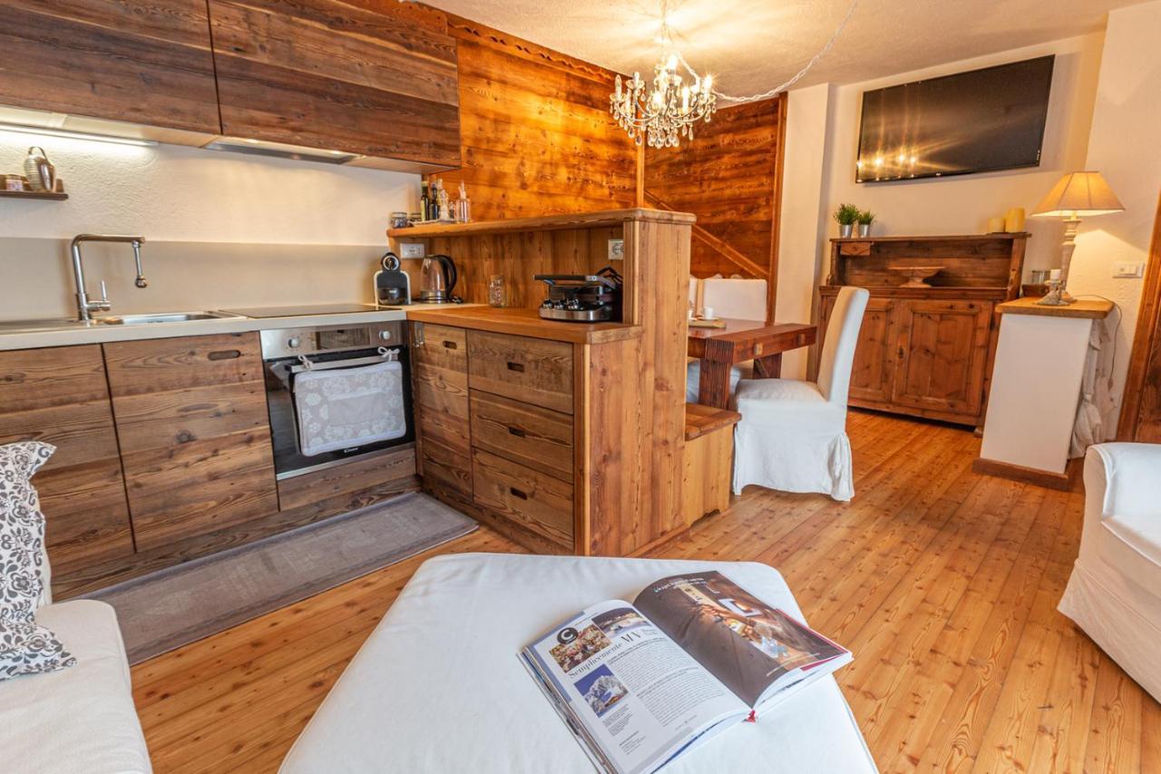 L'Atelier Du Temps - Le Petit Refuge Appartement Cogne Exteriör bild