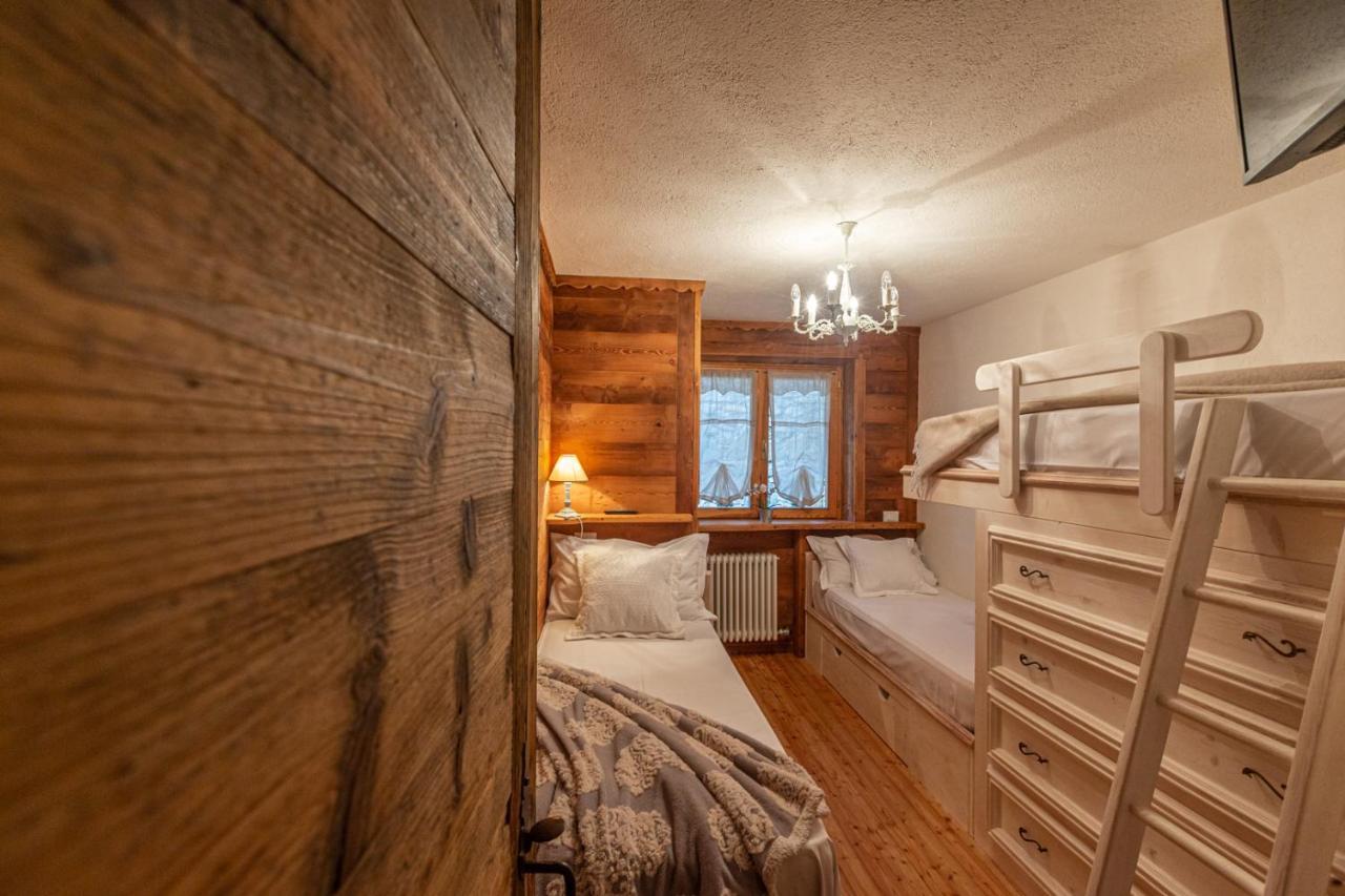 L'Atelier Du Temps - Le Petit Refuge Appartement Cogne Exteriör bild