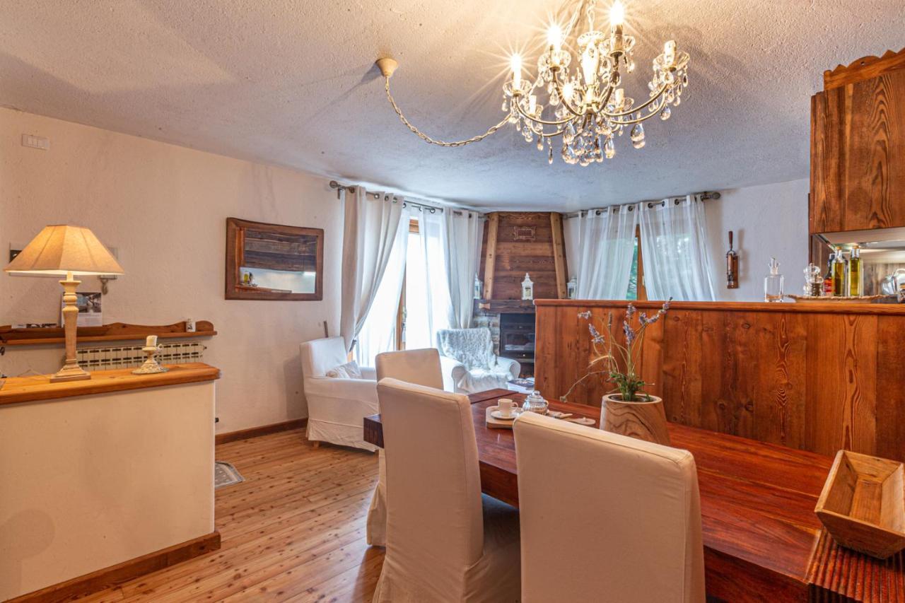 L'Atelier Du Temps - Le Petit Refuge Appartement Cogne Exteriör bild