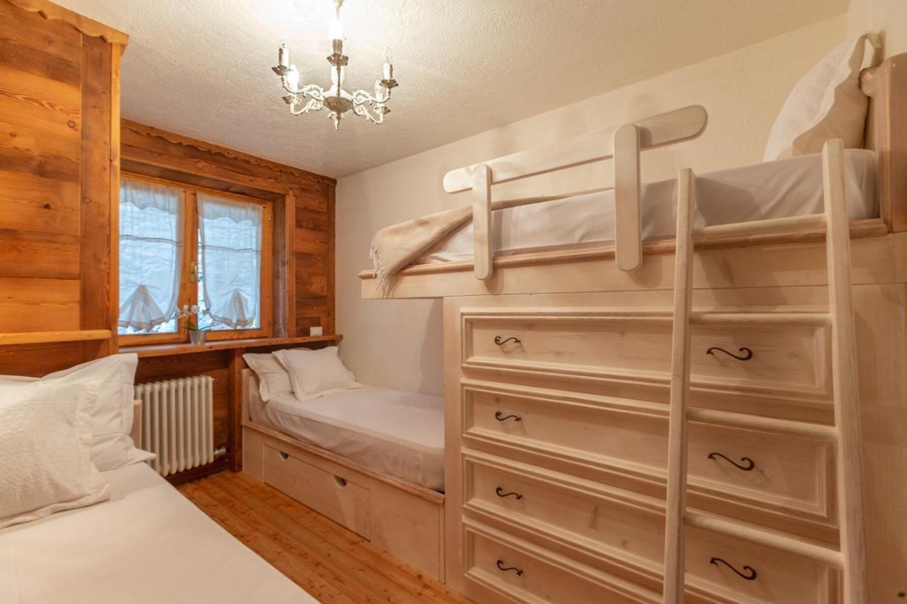 L'Atelier Du Temps - Le Petit Refuge Appartement Cogne Exteriör bild