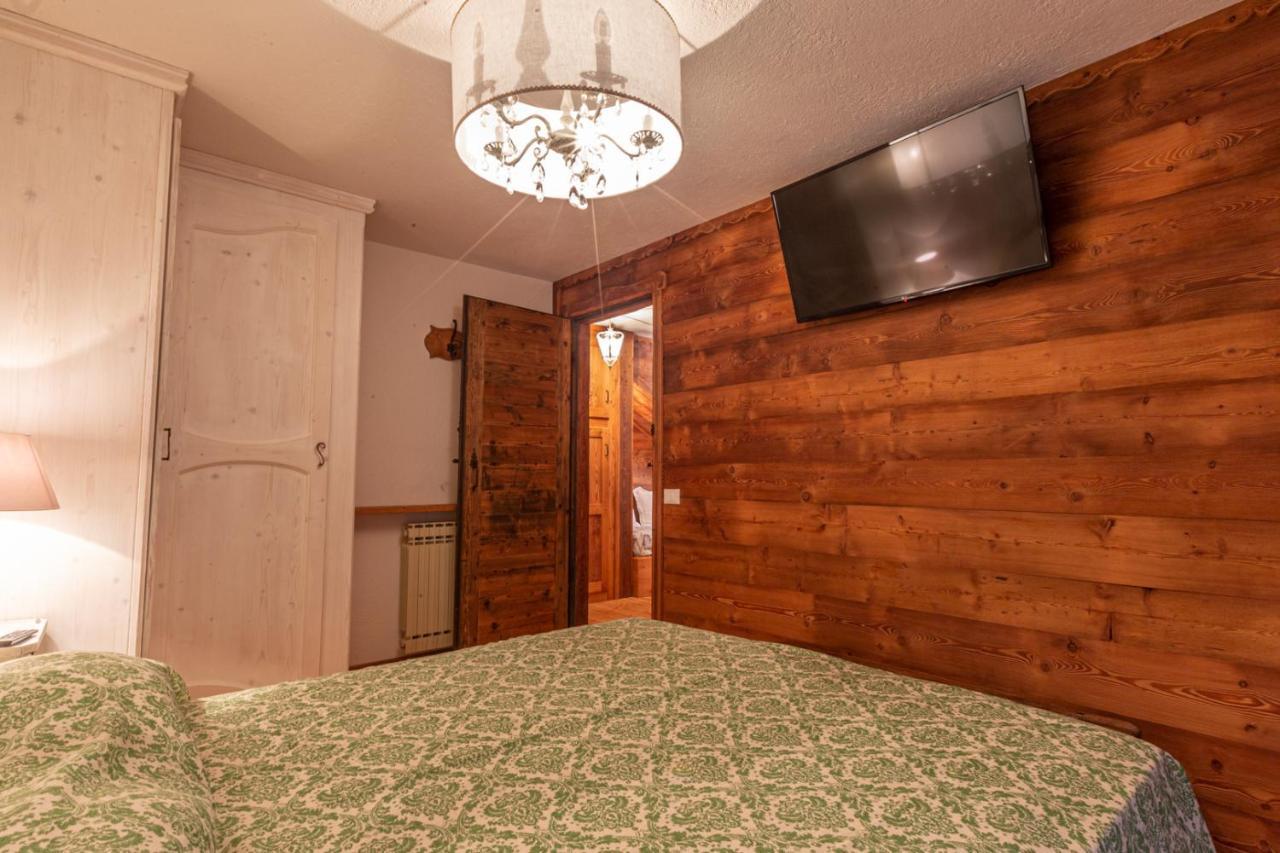 L'Atelier Du Temps - Le Petit Refuge Appartement Cogne Exteriör bild