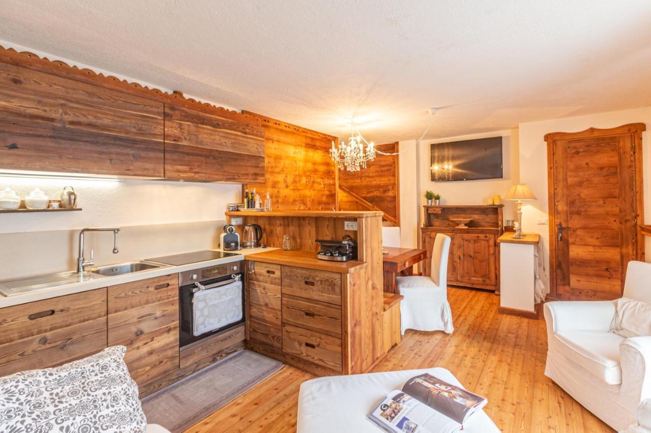 L'Atelier Du Temps - Le Petit Refuge Appartement Cogne Exteriör bild