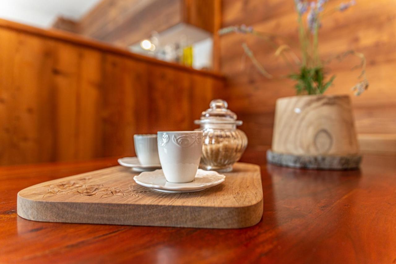 L'Atelier Du Temps - Le Petit Refuge Appartement Cogne Exteriör bild