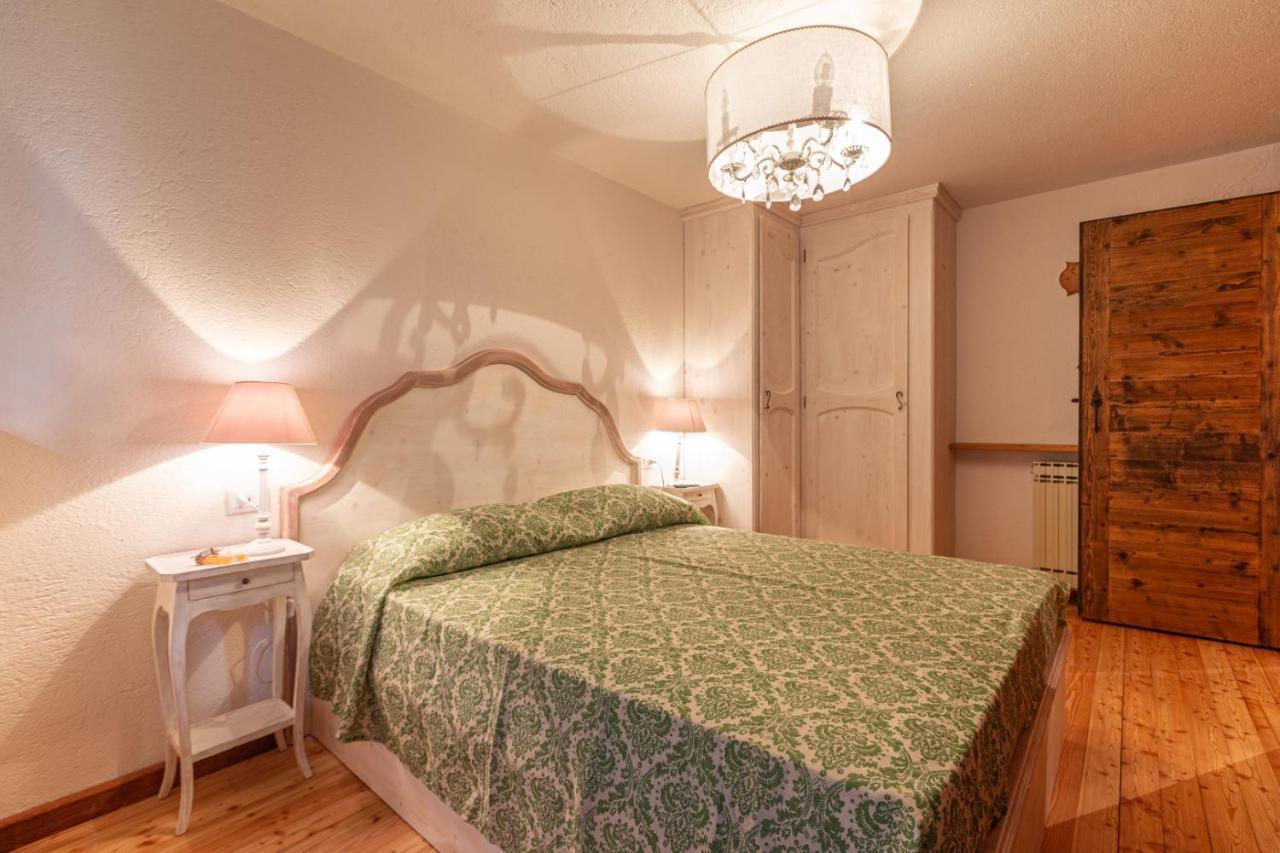 L'Atelier Du Temps - Le Petit Refuge Appartement Cogne Exteriör bild